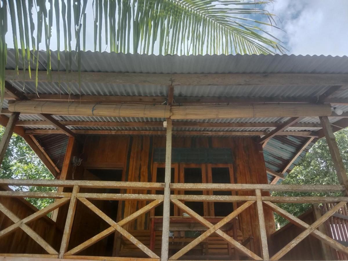 Yohana Cottage Tual Exterior photo